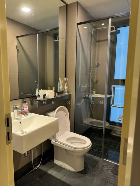 Kediaman Servis untuk Disewa di Bloomsvale Menara Vista Petaling - Chris Tan - Bathroom - PropertyGuru.com.my