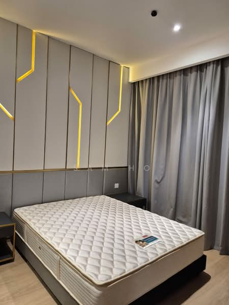 Service Residence for Sale at Hill10 Residence @ i-City - Sam Ho - Bedroom - PropertyGuru.com.my