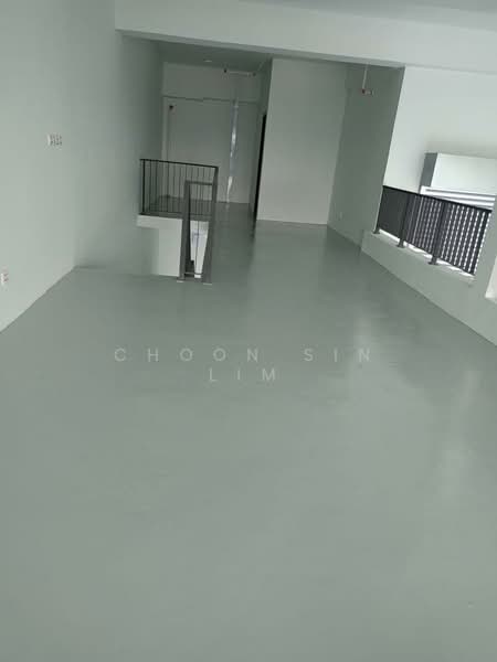 Warehouse for Rent in Taman Sains Selangor (Kota Damansara) - Choon Sin Lim - Interior - PropertyGuru.com.my