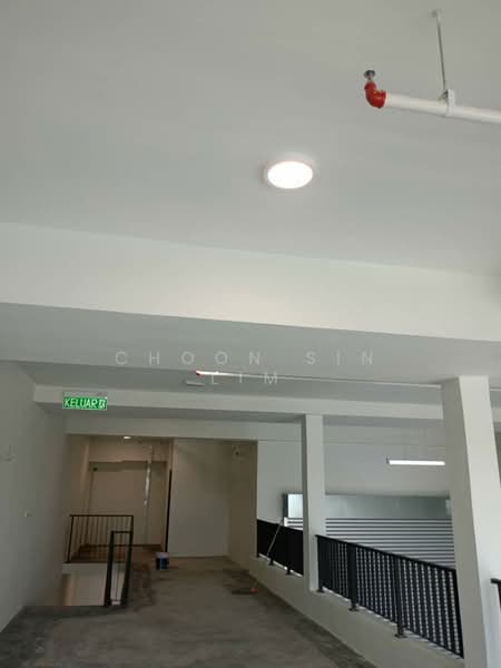 Warehouse for Rent in Taman Sains Selangor (Kota Damansara) - Choon Sin Lim - Corridor - PropertyGuru.com.my