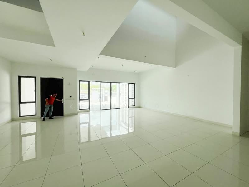 2-storey Terraced House for Sale in Denai Alam (Shah Alam) - Kelvin Loo - Living Room - PropertyGuru.com.my