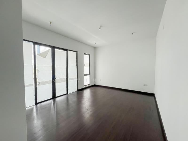 2-storey Terraced House for Sale in Denai Alam (Shah Alam) - Kelvin Loo - Living Room - PropertyGuru.com.my