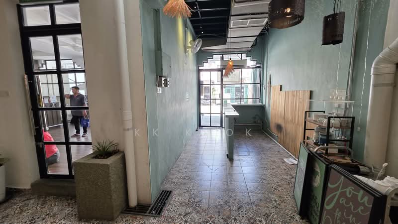 Chulia Street Ground Floor F&B Space George Town untuk Untuk Disewa - RM 5,000 /bulan, Mac 2026 - Entrance - PropertyGuru.com.my