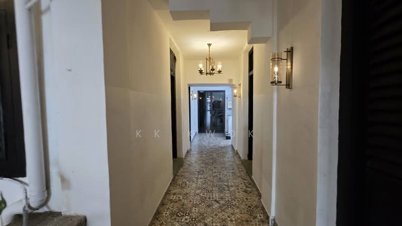 Chulia Street Ground Floor F&B Space George Town untuk Untuk Disewa - RM 5,000 /bulan, Mac 2026 - Corridor - PropertyGuru.com.my