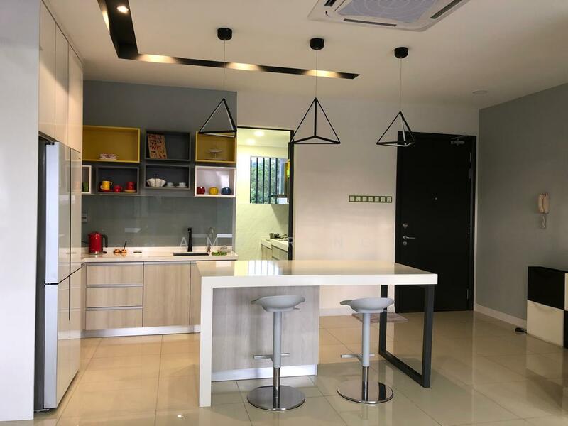 Kondominium untuk Dijual di 16 Quartz Sky Villa - Amber Ng - Kitchen - PropertyGuru.com.my