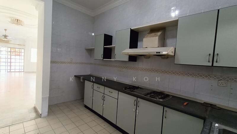 2-storey Terraced House for Sale in BANDAR PUCHONG JAYA (Puchong) - Kenny Koh - Kitchen - PropertyGuru.com.my