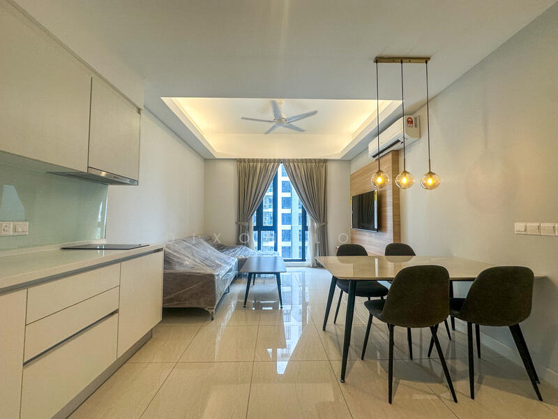 Living Room & Dining Area