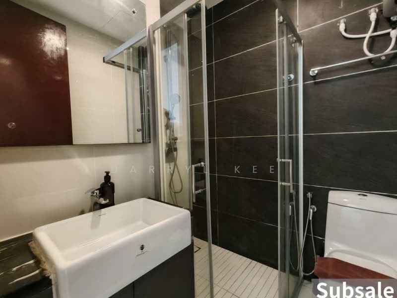 Condominium for Sale at Amberside @ Country Garden Danga Bay - Darryl Kee - Bathroom - PropertyGuru.com.my