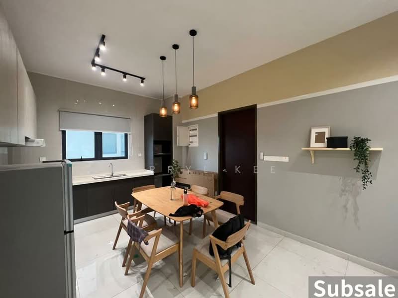 Condominium for Sale at Amberside @ Country Garden Danga Bay - Darryl Kee - Kitchen - PropertyGuru.com.my