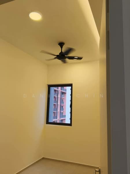 Condominium for Sale at EdgeWood Residences @ SkySanctuary - Daniel Chin - Bedroom - PropertyGuru.com.my