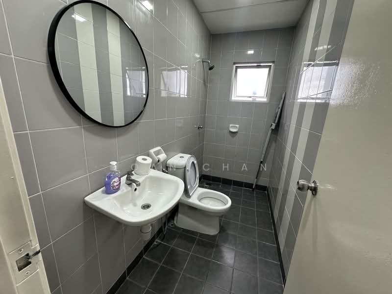 Soho for Rent in Petaling Jaya (Selangor) - Joan Chan - Bathroom - PropertyGuru.com.my