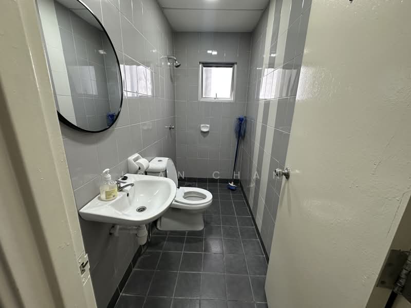 Soho for Rent in Petaling Jaya (Selangor) - Joan Chan - Bathroom - PropertyGuru.com.my