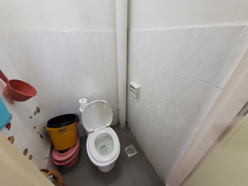 Rumah Bandar untuk Dijual di Jalan Klang Lama (Old Klang Road) (Kuala Lumpur) - Bobo Lee - Bathroom - PropertyGuru.com.my