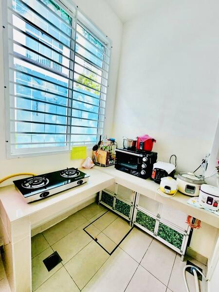2-storey Terraced House for Sale in Eco Majestic (Semenyih) - Elynne Lim - Kitchen - PropertyGuru.com.my