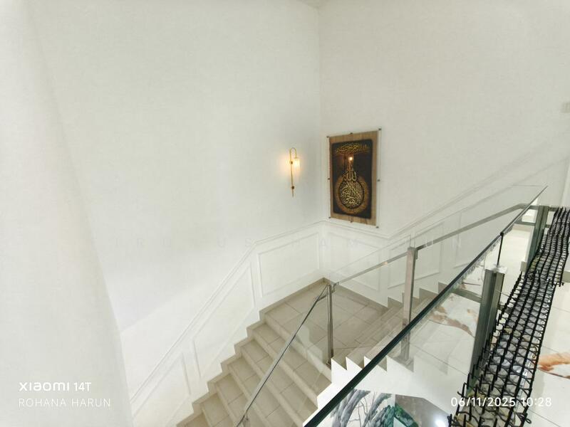 Untuk Dijual - Bukit Malawati