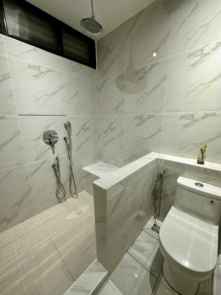 3-storey Terraced House for Sale in Batu Ferringhi (Penang) - Mandy Lim - Bathroom - PropertyGuru.com.my
