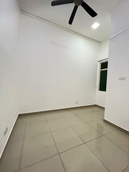 Rumah Teres 2 Tingkat untuk Dijual di Taman Mount Austin (Tebrau) - Evanne Wan - Interior - PropertyGuru.com.my