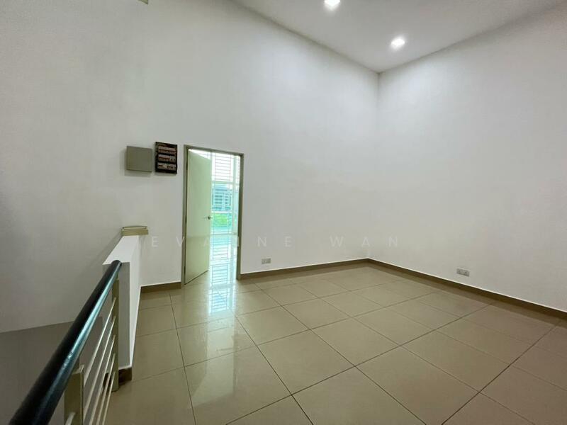 Rumah Teres 2 Tingkat untuk Dijual di Taman Mount Austin (Tebrau) - Evanne Wan - Interior - PropertyGuru.com.my