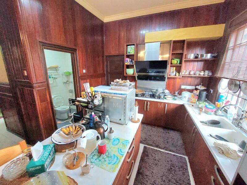 D'Kayangan untuk Untuk Dijual - RM 1,170,000, Feb 2026 - Kitchen - PropertyGuru.com.my