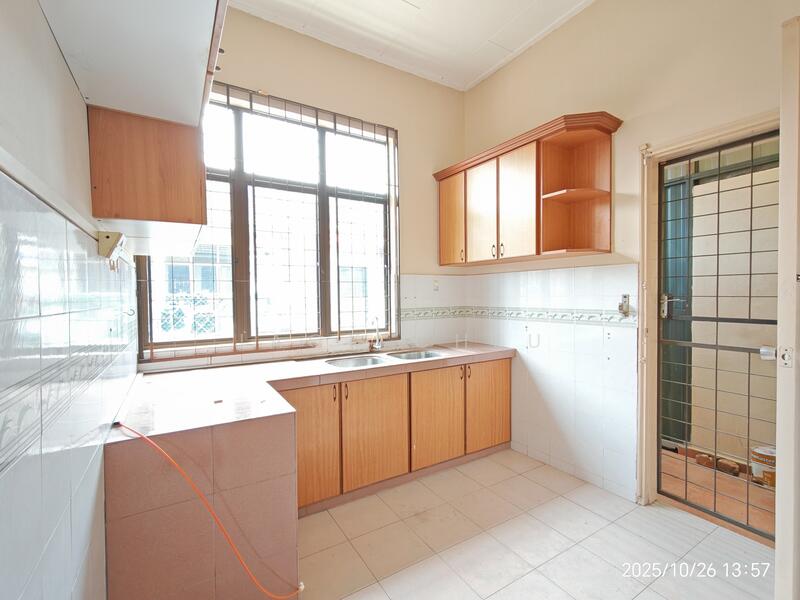 For Rent - Taman daya