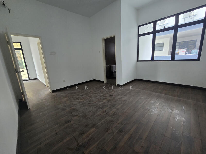 Semi-Detached House for Sale in Taman Desa Tebrau (Tebrau) - Jen Kiok - Interior - PropertyGuru.com.my