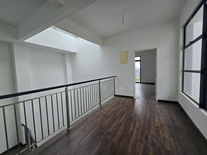 Semi-Detached House for Sale in Taman Desa Tebrau (Tebrau) - Jen Kiok - Corridor - PropertyGuru.com.my