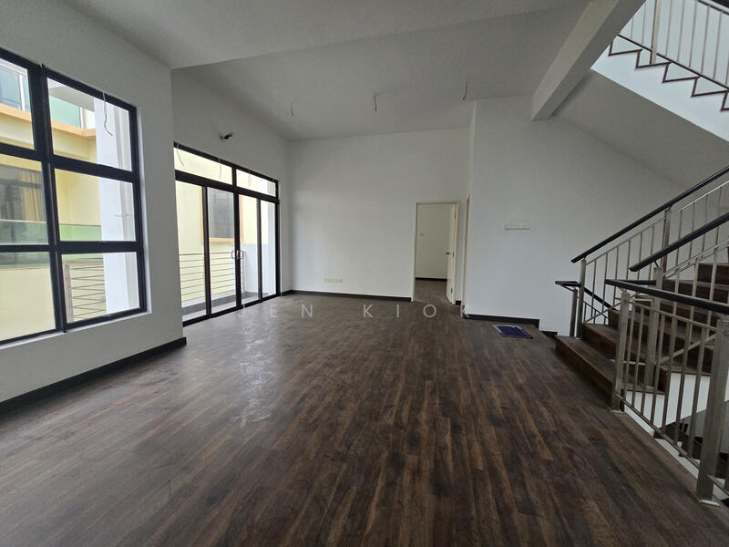 Semi-Detached House for Sale in Taman Desa Tebrau (Tebrau) - Jen Kiok - Living Room - PropertyGuru.com.my
