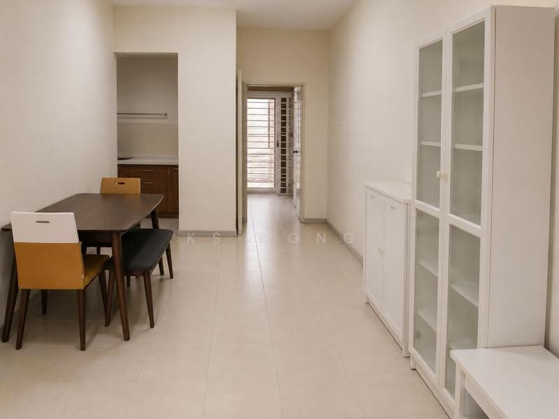 Pangsapuri untuk Dijual di Baiduri Court Apartment - KS Wong - Dining Room - PropertyGuru.com.my