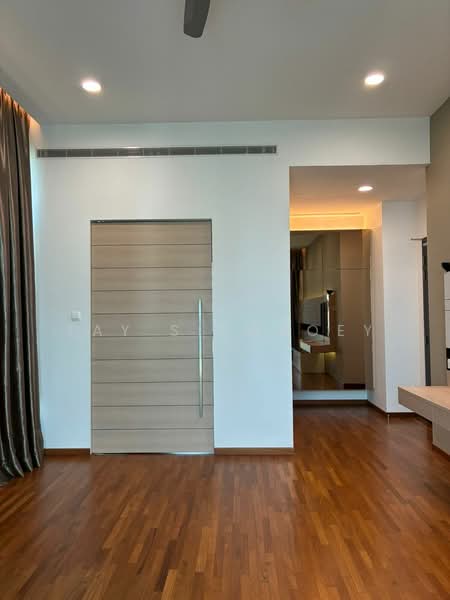 Condominium for Sale at Tropicana Grande - Tay SiewBoey - Living Room - PropertyGuru.com.my