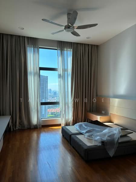 Condominium for Sale at Tropicana Grande - Tay SiewBoey - Bedroom - PropertyGuru.com.my