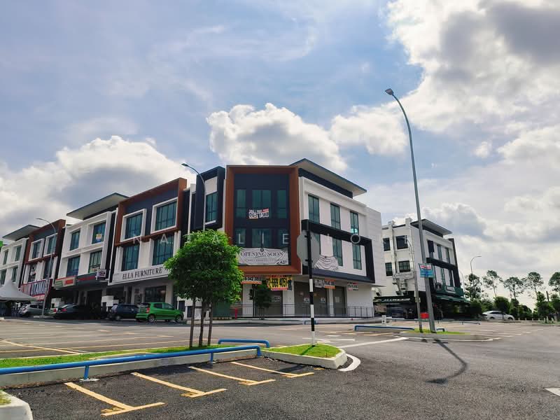 Shop for Sale in Bangi (Selangor) - Natalie Loke - Exterior - PropertyGuru.com.my