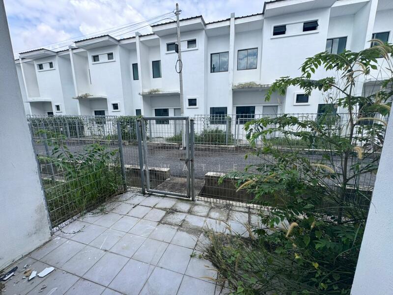 Rumah Teres 2 Tingkat untuk Dijual di Bandar Baru Jaya Gading (Kuantan) - Fazielawatie Ishak - Exterior - PropertyGuru.com.my