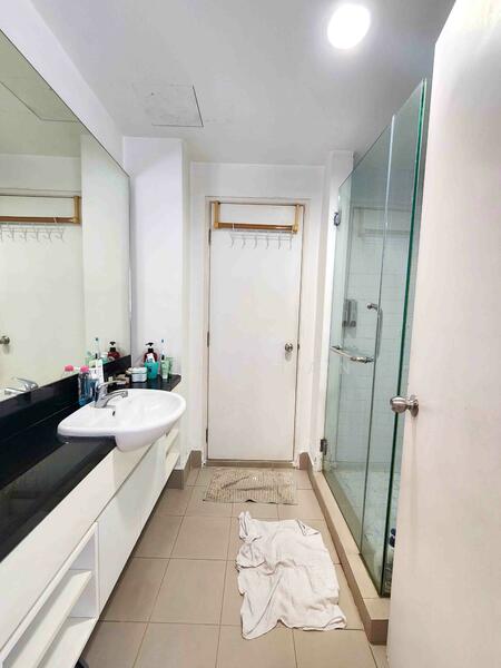 3-storey Terraced House for Sale in Lake Fields (Sungai Besi) - Suki Tan - Bathroom - PropertyGuru.com.my