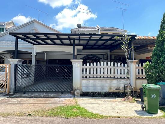 Jual rumah Taman Delima Kluang Johor rumah teres