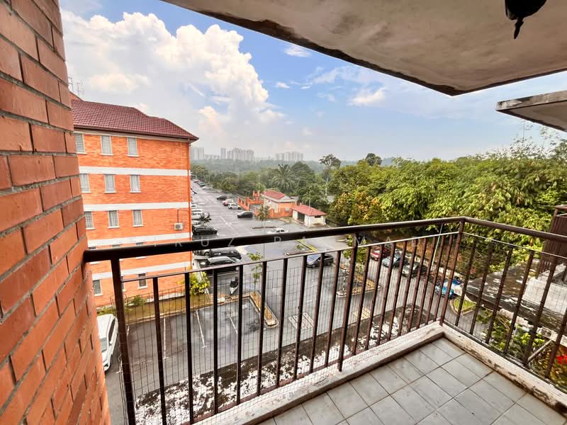 Apartment for Sale at Alam Budiman (Sri Budiman) - Firuz Rahmad - Balcony - PropertyGuru.com.my
