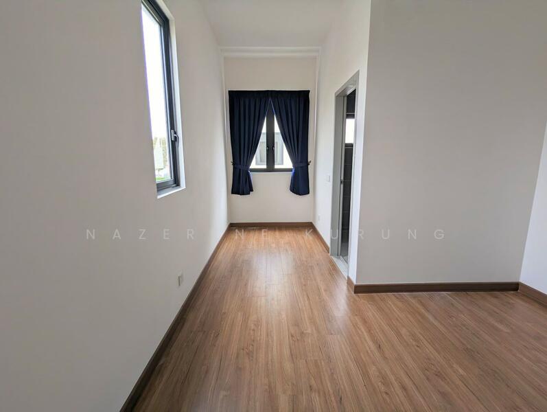 Semi-Detached House for Sale in Cyber 10 (Cyberjaya) - Nazerene Kurung - Corridor - PropertyGuru.com.my
