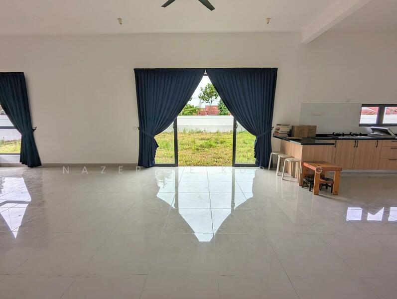 Semi-Detached House for Sale in Cyber 10 (Cyberjaya) - Nazerene Kurung - Living Room - PropertyGuru.com.my