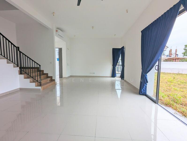 Semi-Detached House for Sale in Cyber 10 (Cyberjaya) - Nazerene Kurung - Living Room - PropertyGuru.com.my
