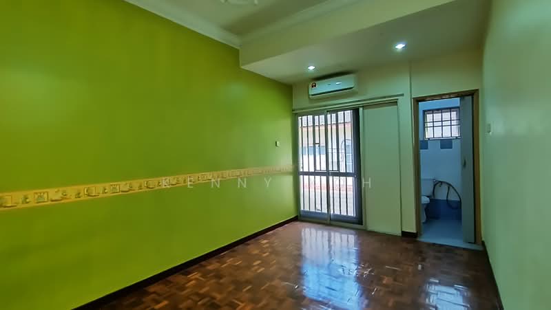 2.5-storey Terraced House for Sale in BANDAR PUCHONG JAYA (Puchong) - Kenny Koh - Interior - PropertyGuru.com.my