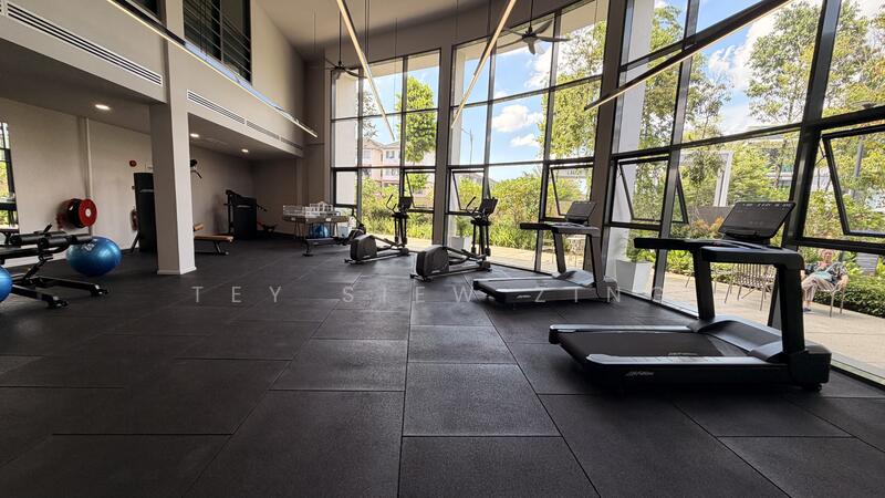Rumah Teres untuk Dijual di Taman Bukit Serdang (Seri Kembangan) - Tey Siew Zing - Gym - PropertyGuru.com.my