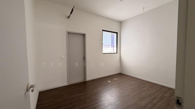 Rumah Teres untuk Dijual di Taman Bukit Serdang (Seri Kembangan) - Tey Siew Zing - Interior - PropertyGuru.com.my