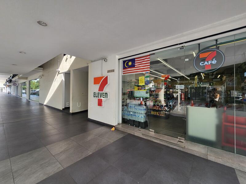 Retail Shops at G Floor