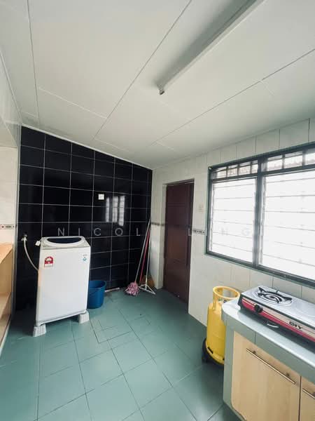 Rumah Teres 2 Tingkat untuk Disewa di Taman Cempaka (Ipoh) - Nicole Ling - Kitchen - PropertyGuru.com.my
