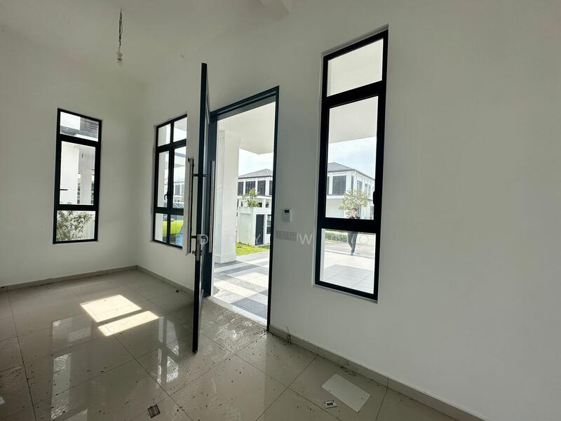 Bungalow for Sale in Eco Grandeur (Puncak Alam) - Eddy Woo - Entrance - PropertyGuru.com.my
