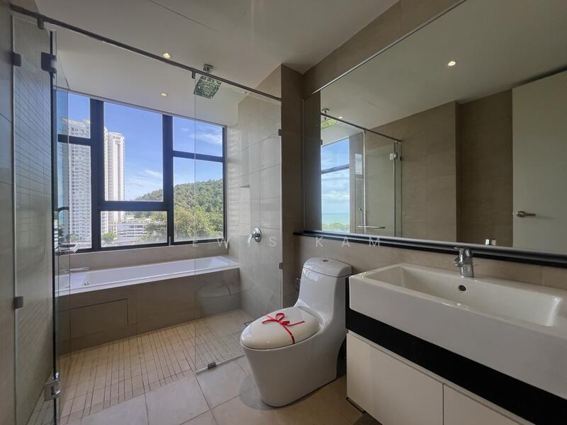 Condominium for Sale at The Marin at Ferringhi - Lewis Kam - Bathroom - PropertyGuru.com.my