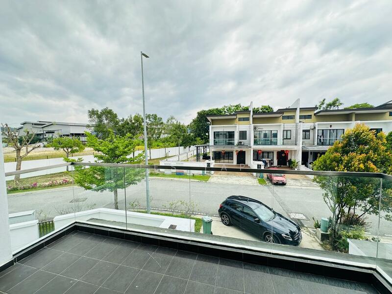 For Sale - Anggun 3 Corner Kota Emerald Rawang