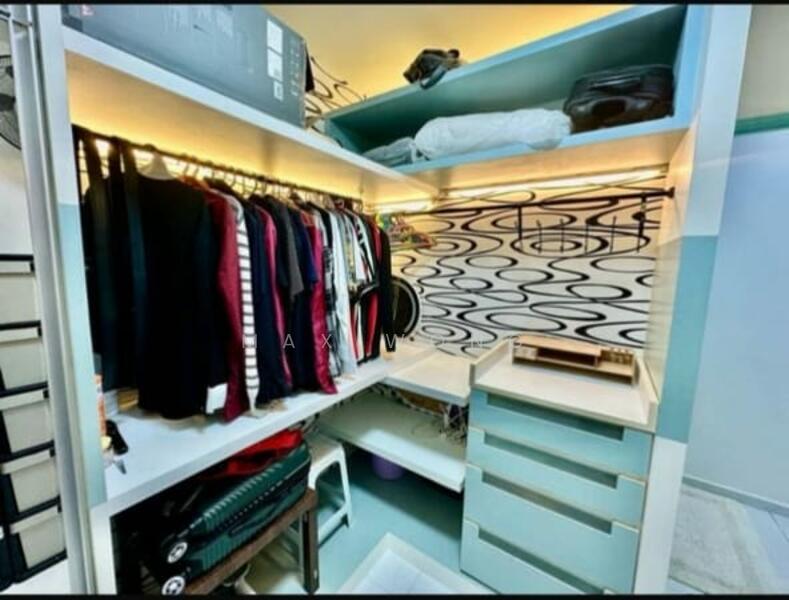 Closet