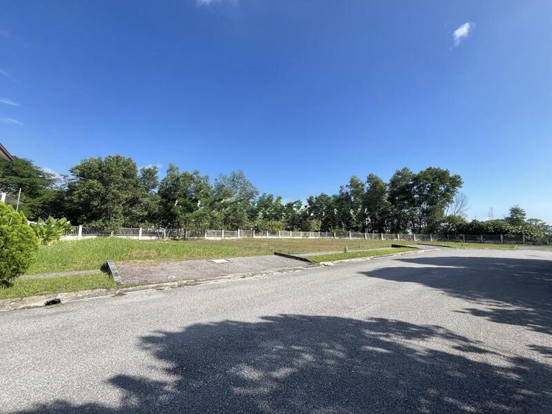 Residential Land for Sale in Taman Equine (Seri Kembangan) - Winnie Lee - Exterior - PropertyGuru.com.my
