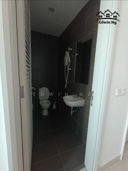 Condominium for Sale at The Light Collection III - Edwin Ng - Bathroom - PropertyGuru.com.my