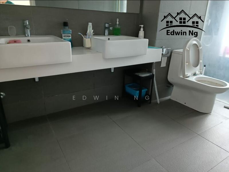 Condominium for Sale at The Light Collection III - Edwin Ng - Bathroom - PropertyGuru.com.my